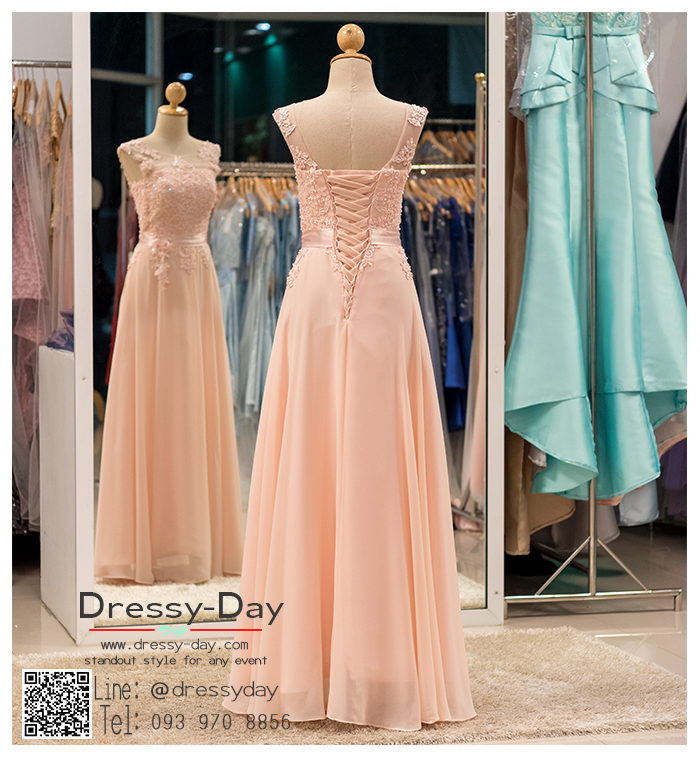 รหัส ชุดราตรี : BB002 ชุดราตรียาวผ้าชีฟองหรู เดรสออกงานประดับลูกไม้และกริตเตอร์ ชุดไปงานแต่งซีทรูช่วงหน้าอก ชุดแซก ชุดเพื่อนเจ้าสาว สีชมพู