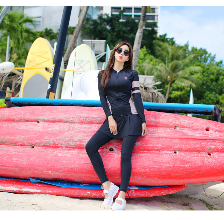 ชุดว่ายน้ำกัน uv ไซส์ 2xl เซต 4 ชิ้น บรารอบอก 34-42 บิกินีและขายาวรอบเอว 30-38 สะโพก 34-42 นิ้ว ตัวขายาวยืดได้อีกนะคะ เสื้อตัวนอกซิปหน้า รอบอก 38-45นิ้วค่ะ ผ้าดี งานสวย คุ้มราคามากค่ะ