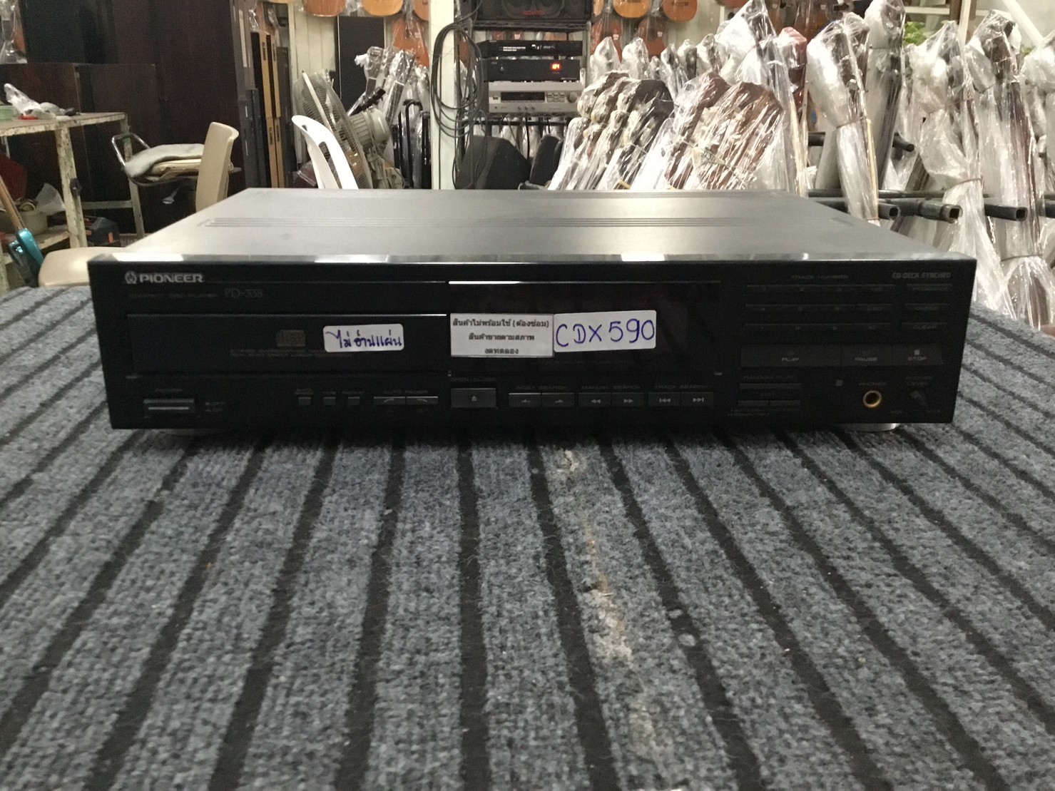 เครื่องเล่น CD PIONEER PD-335 สินค้าไม่พร้อมใช้งาน (ต้องซ่อม)