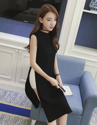 เสื้อแฟชั่นตัวยาวผ่าข้างสูงสองข้าง คอกลม แขนกุดสวยหวานสไตล์เกาหลี รหัส 1685-สีดำ
