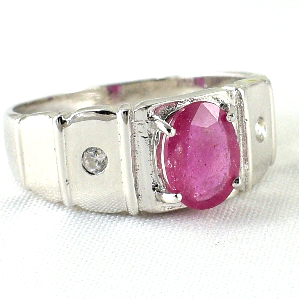 แหวนเงินแท้ราคาถูกชุบทองคำขาว พลอยแท้ทับทิม 1.45 กะรัต เพชรCZ 0.06 กะรัต งานประณีตสวยงาม สั่งผลิตค่ะ