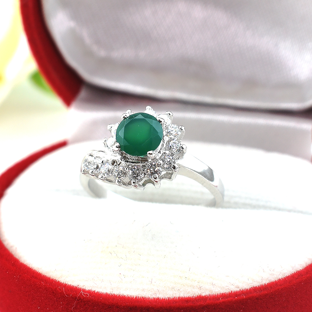 แหวนเงินแท้ราคาถูกชุบทองคำขาว พลอยแท้กรีนอะเกท 0.95 กะรัต เพชรCZ 0.42 กะรัต งานประณีตสวยงาม สั่งผลิตค่ะ