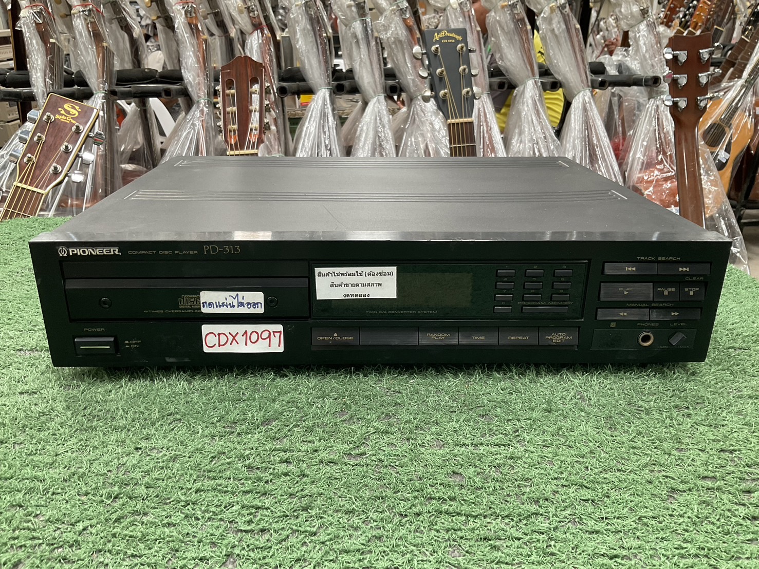 เครื่องเล่น CD - PIONEER : PD-313 สินค้าไม่พร้อมใช้(ต้องซ่อม)