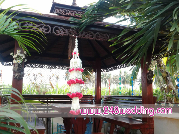 โคมแขวนระย้าขนาดใหญ่ (แบบ 4 ชั้น)