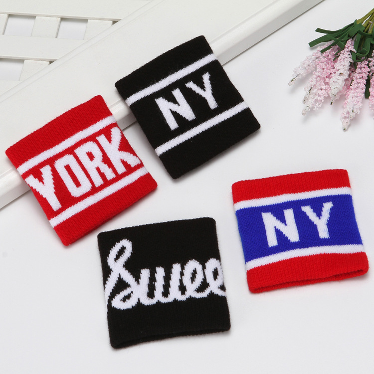 สายรัดข้อมือ ข้อมือ ชุดเต้นฮิปฮอป แพค 1 ชิ้น มีลายมากกว่าปก คลิกดูแบบด้านใน