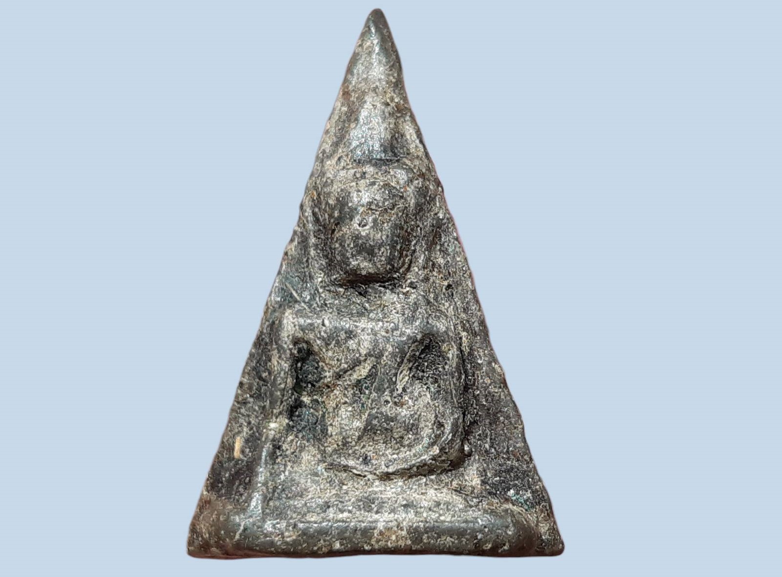 นางพญา พิมพ์เข่าตรง เนื้อดินสีดำ