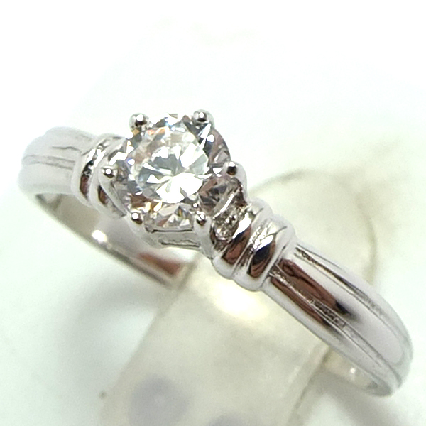 แหวนเงินแท้ราคาถูกชุบทองคำขาว เพชรCZแท้ 0.50 กะรัต งานประณีตสวยงาม สั่งผลิตค่ะ