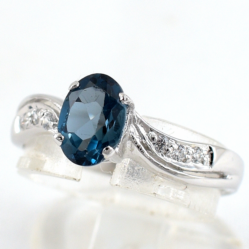 แหวนเงินแท้ราคาถูกชุบทองคำขาว ลอนดอนบลูโทปาซแท้ 0.95 กะรัต เพชรCZ 0.06 กะรัต งานประณีตสวยงาม สั่งผลิตค่ะ