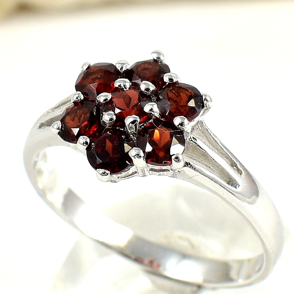 แหวนเงินแท้ราคาถูกชุบทองคำขาว โกเมนแท้ 1.26 กะรัต งานประณีตสวยงาม สั่งผลิตค่ะ