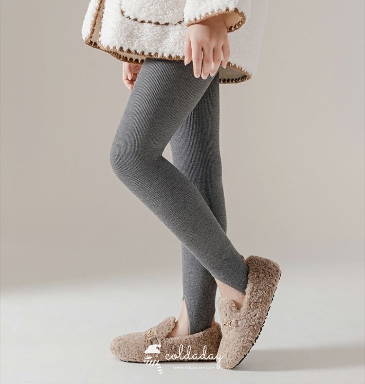 เลกกิ้งกันหนาวบุขนกันหนาวเด็ก รุ่นเหยียบส้น มี 4 สี