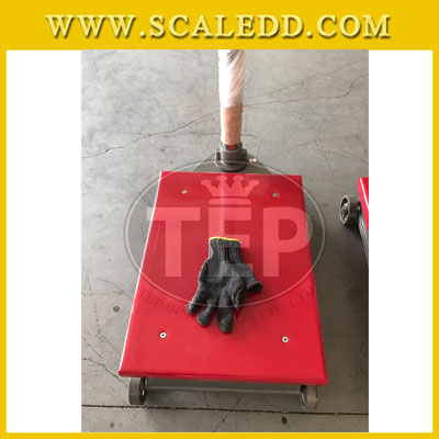 เครื่องชั่งแบบเข็ม100กิโลกรัม ตาชั่งเข็ม100กิโล เครื่องชั่งหน้าปัด 2 หน้า เครื่องชั่งแบบมีล้อ เครื่องชั่งสปริง100kg ละเอียด200g ยี่ห้อ NAGATA รุ่น K-type (เครื่องชั่งผ่านตรวจรับรองจากสำนักชั่งตวงวัด)