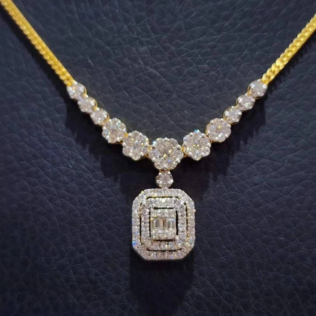 พร้อมส่งและสั่งผลิตสร้อยคอเพชรหรู กระจุกกลมใหญ่ สายสร้อยปรับระดับได้ค่ะ ใส่เที่ยว ออกงาน ทองคำ 9K เพชรแท้ 1.25 กะรัต 100 เม็ด ราคาถูกมาก ส่งฟรี