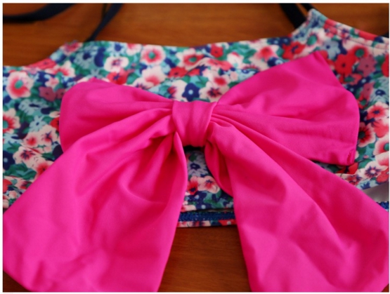 สินค้าพร้อมส่ง ชุดว่ายน้ำ เด็กหญิง เซ็ต 3 ชิ้น สไตล์ลายดอก