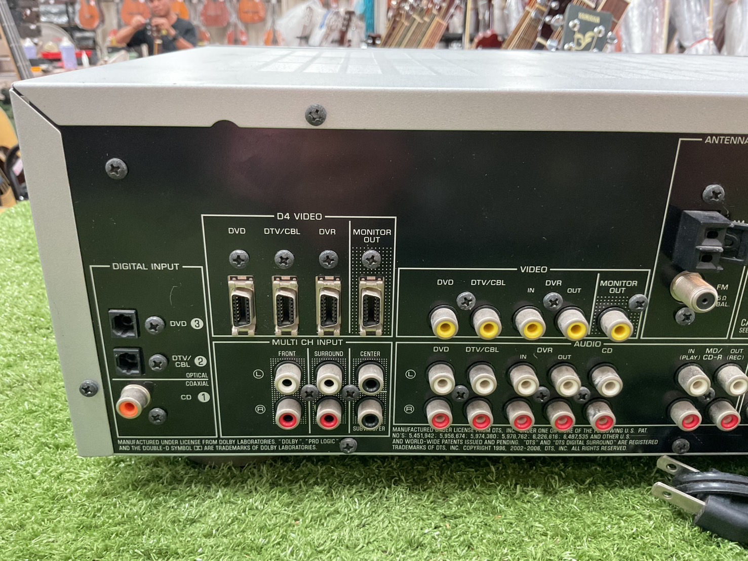 เครื่องขยายเสียง YAMAHA : DSP-AX361 สินค้าไม่พร้อมใช้งาน(ต้องซ่อม)