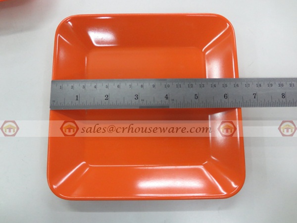 จานสี่เหลี่ยม 6.5 นิ้ว สีส้ม 017-P666-6.5