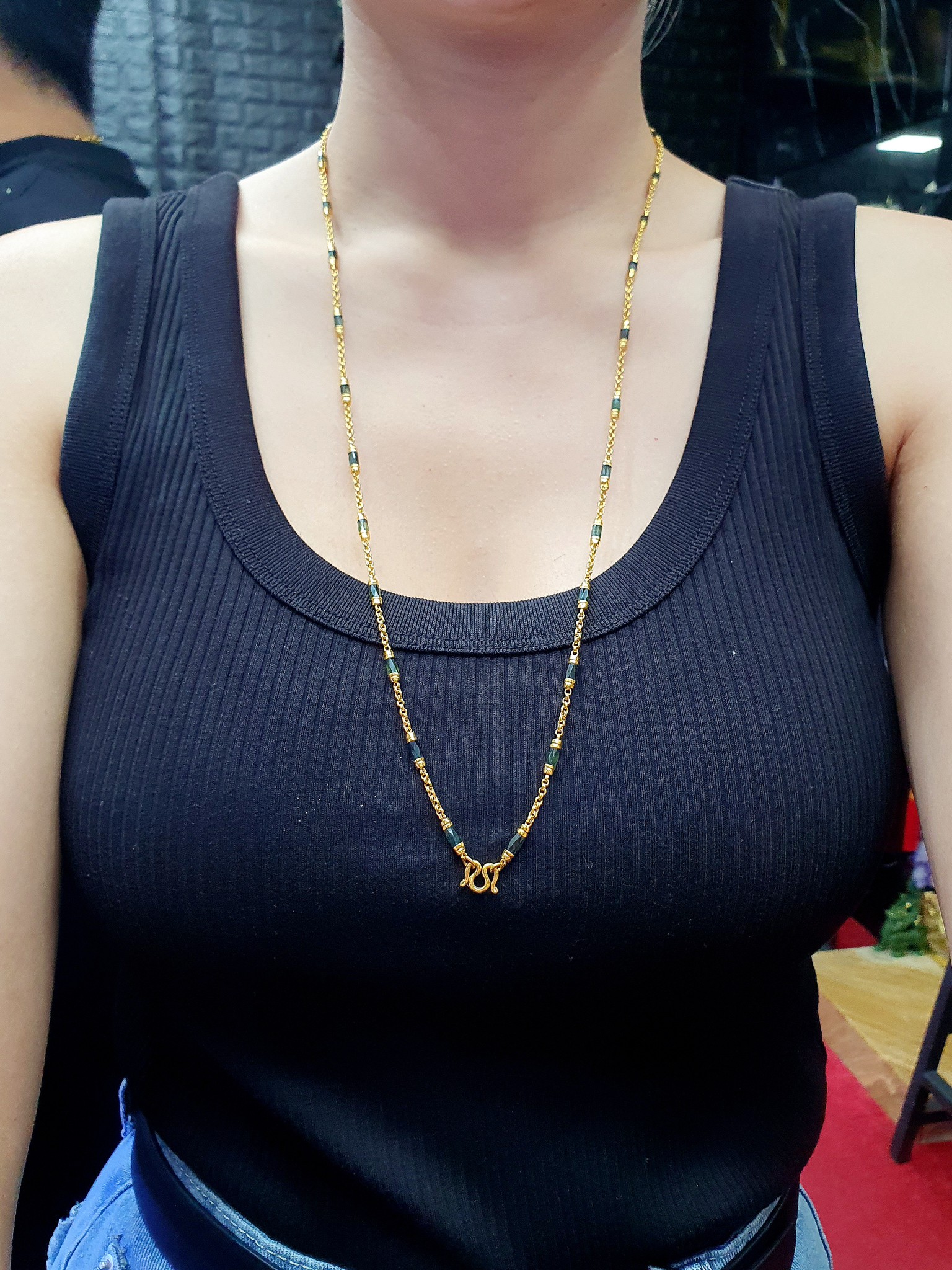 พร้อมส่งและสั่งผลิตสร้อยคอพลอยเขียวส่องรอบเส้น สีสวยธรรมชาติ สลับลายโซ่ทอง ใส่เที่ยว ออกงาน ทองคำ 19K ยาว 28.5 นิ้ว ราคาถูกมาก ส่งฟรี