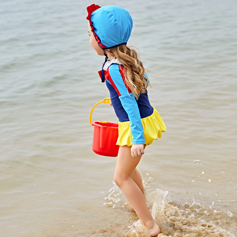 พร้อมส่ง ชุดว่ายน้ำ เซ็ตเจ้าหญิงสโนไวท์/คิตตี้ สีเหลือง-น้ำเงิน