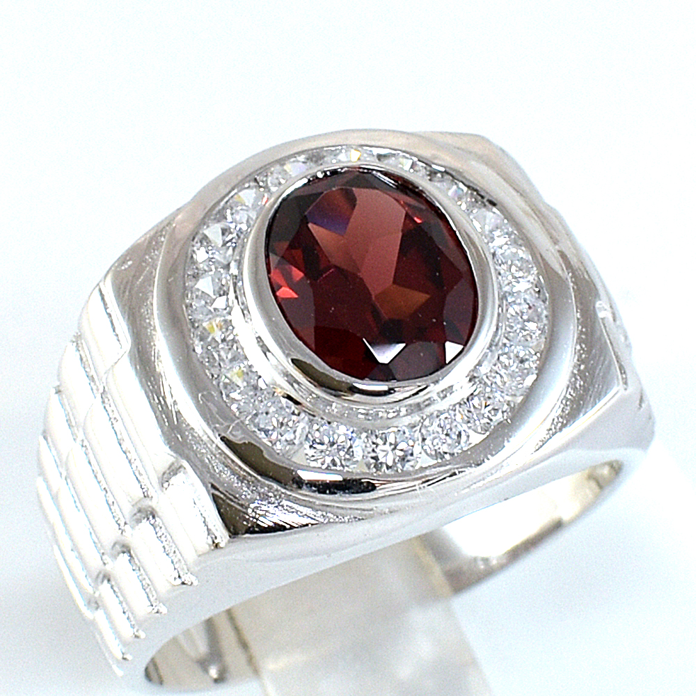 แหวนเงินแท้ราคาถูกชุบทองคำขาว พลอยแท้โกเมน 1.65 กะรัต เพชรCZ 0.54 กะรัต งานประณีตสวยงาม สั่งผลิตค่ะ