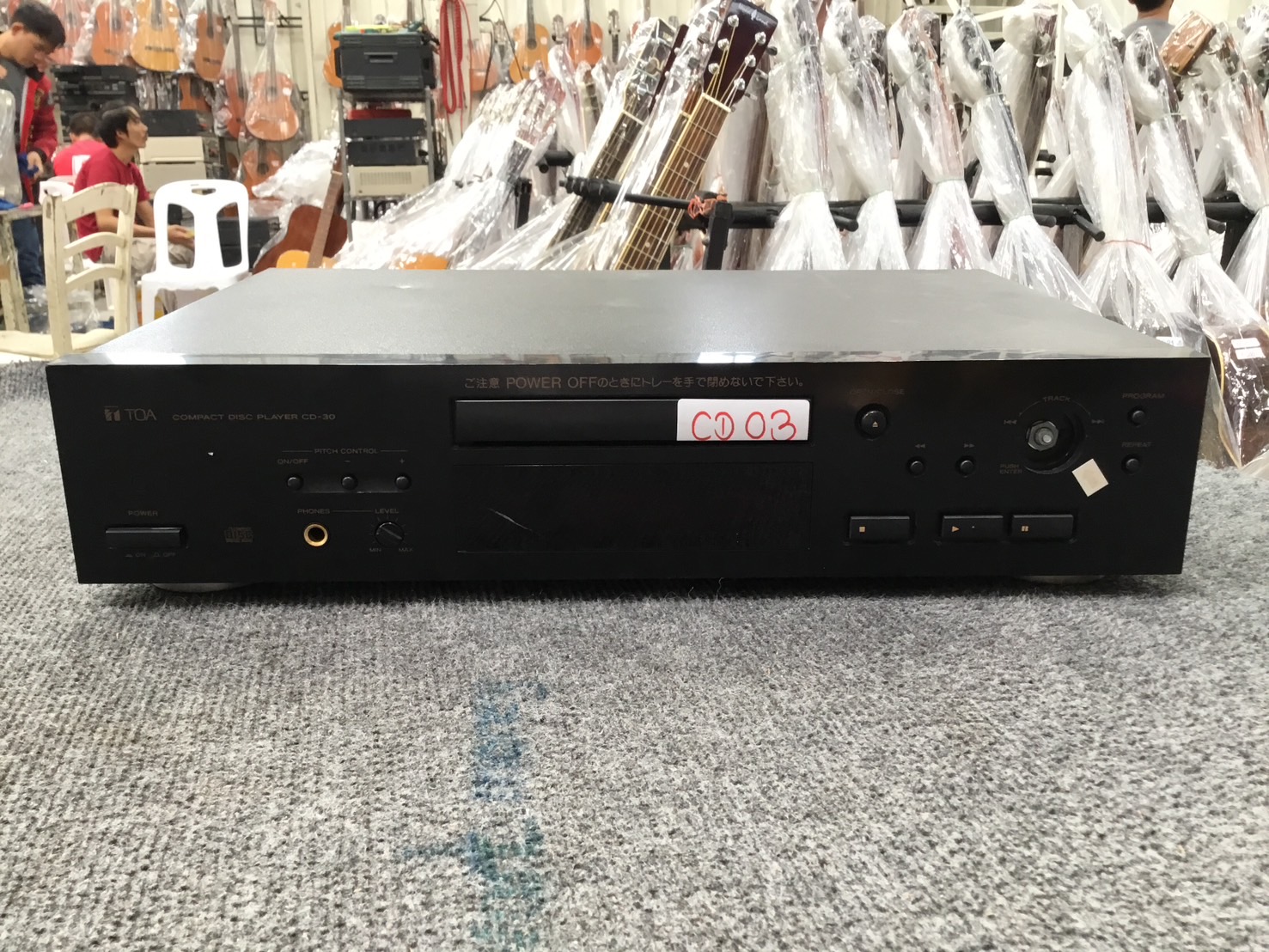 เครื่องเล่น CD - TOA : CD-30
