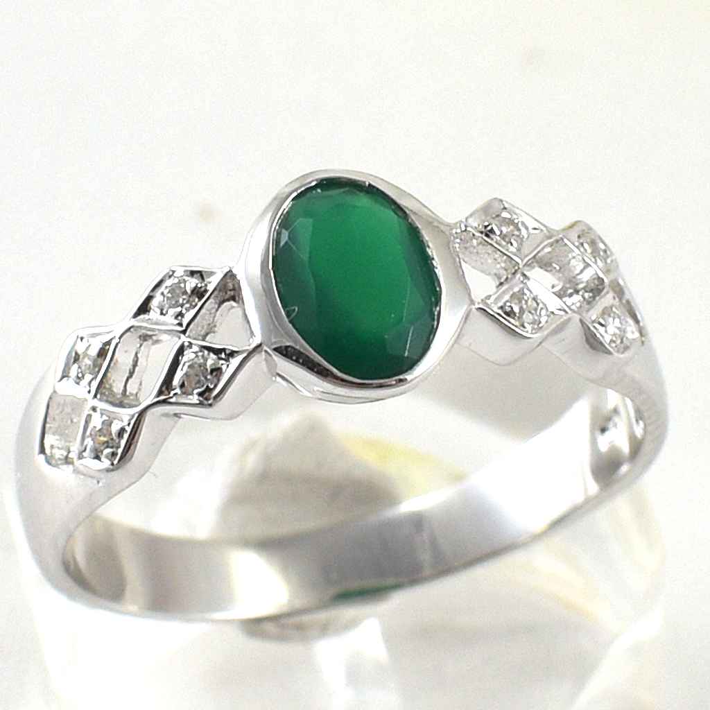 แหวนเงินแท้ราคาถูกชุบทองคำขาว พลอยแท้กรีนอะเกท 0.55 กะรัต เพชรCZ 0.056 กะรัต งานประณีตสวยงาม สั่งผลิตค่ะ