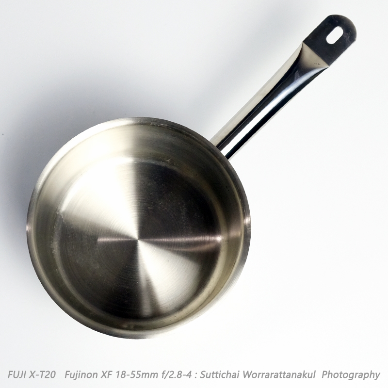 หม้อด้ามสเตนเลส + ฝา ขนาด 20 ซม. รุ่นหนา YK03A-200