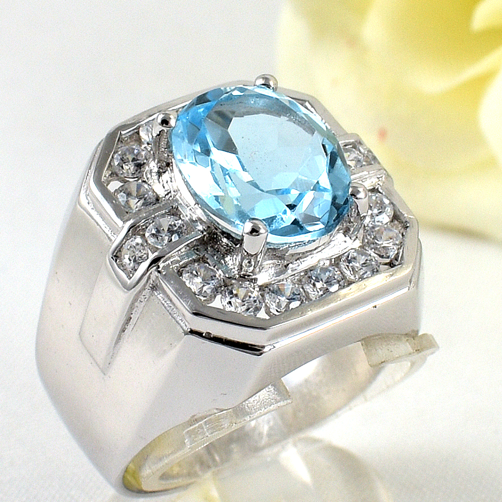 แหวนเงินแท้ราคาถูกชุบทองคำขาว สวิสบลูโทปาซแท้ 4.50 กะรัต เพชรCZ 0.72 กะรัต งานประณีตสวยงาม สั่งผลิตค่ะ