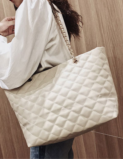 สินค้าพรีออเดอร์ กระเป๋าแฟชั่นใบใหญ่สวยหรู มี2สี รหัสPO-BAG-053