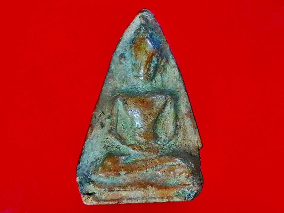 พระอู่ทองออกศึก วัดพระศรีมหาธาตุ จ.สุพรรณบุรี รุ่นแรก ปี 2510 แจกทหารจงอางศึก