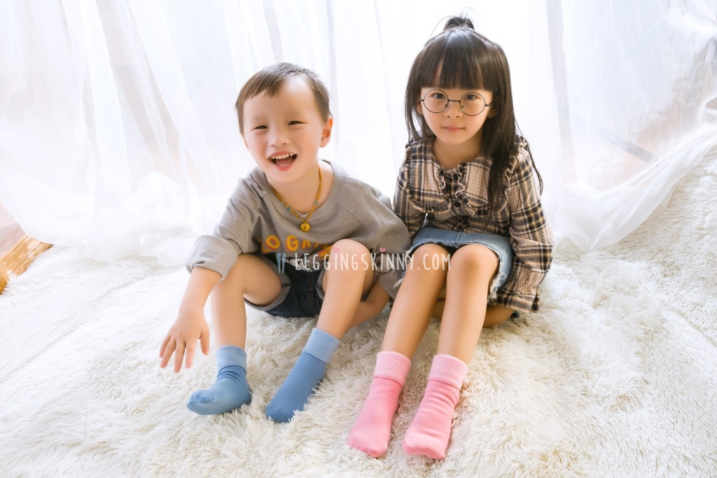 ถุงเท้าบุขนกันหนาว สำหรับเด็ก มี 14 สี