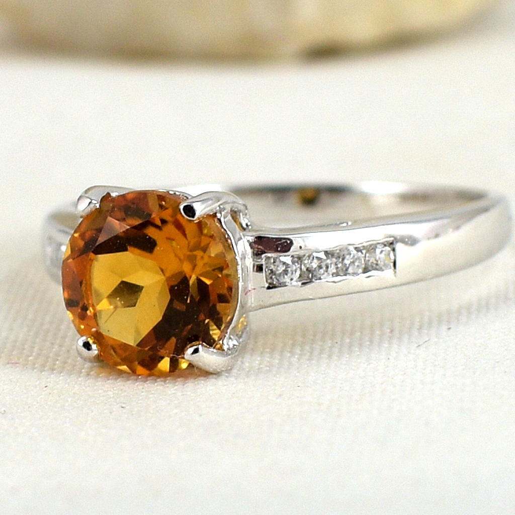 แหวนเงินแท้ราคาถูกชุบทองคำขาว ซิทรินแท้ 1.25 กะรัต เพชรCZ 0.08 กะรัต งานประณีตสวยงาม สั่งผลิตค่ะ