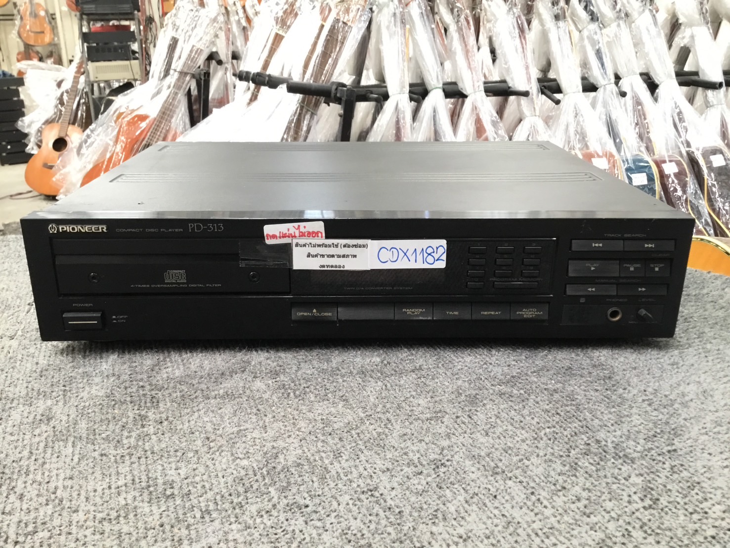 เครื่องเล่น CD - PIONEER : PD-313 สินค้าไม่พร้อมใช้(ต้องซ่อม)