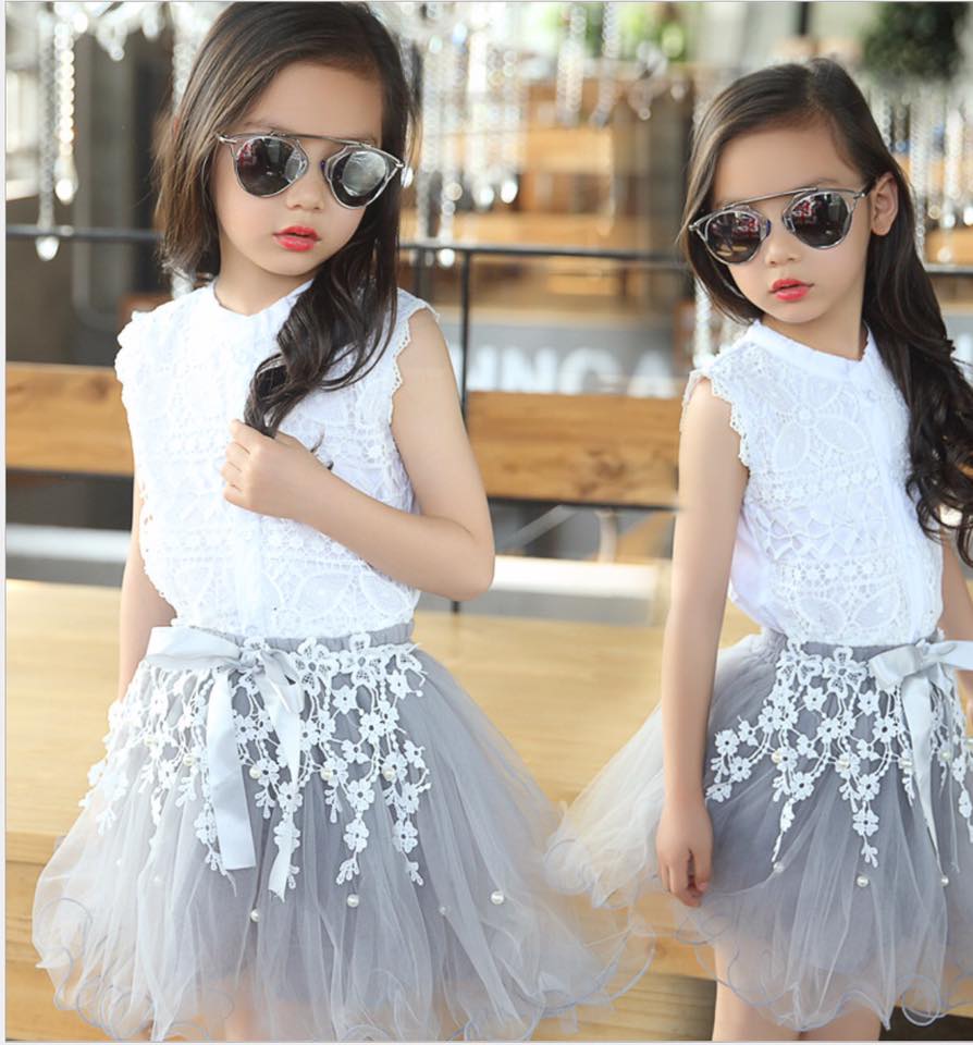 ชุดเด็ก : กล่องสุ่ม เสื้อผ้าเด็ก เซ็ตสุ่ม สุ่มสินค้า สำหรับเด็กผู้หญิง