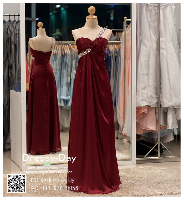 รหัส ชุดราตรี :PF063 ชุดแซก ชุดราตรียาว หรู สีไวน์แดง ไหล่เฉียง สวยเก๋มากๆ เหมาะสำหรับงานแต่งงาน งานกลางคืน กาล่าดินเนอร์