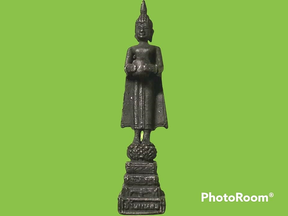รูปเหมือนหล่อ หลวงพ่อบ้านแหลม วัดเพชรสมุทร จ.สมุทรสงคราม