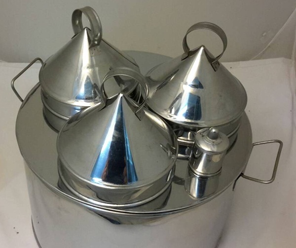 หม้อทำข้าวเกรียบปากหม้อ 3 ช่อง, Thai Style Steamed Rice-Skin Dumplings Snack or Khao Kriab Pak Moh Pot or Chinese Style Dim Sum Dumplings Cooker with 3 Cooking Openings and Covers