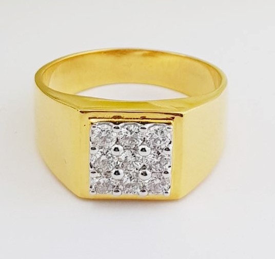 สั่งผลิตเพชรเบลเยี่ยมคัท แหวนแต่งงาน แหวนหมั้น ใส่เที่ยว ออกงาน แหวนทองคำ 18K เพชรแท้ 0.56 กะรัต 8.05 กรัม น้ำ 99 ราคาถูกมาก มีใบรับประกันค่ะ