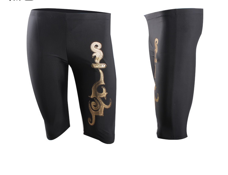 กางเกงว่ายน้ำไซส์4xl ขาสามส่วน รอบเอว32-40 สะโพก 38-46 ยาว 20 นิ้วผ้าดี มีเชือกผูกค่ะ