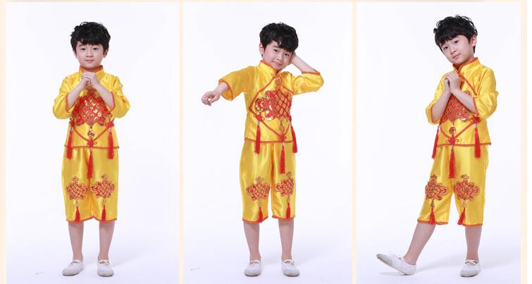 ชุดฮ่องเต้ เด็กผู้หญิงขลิบแดงสีเหลือง