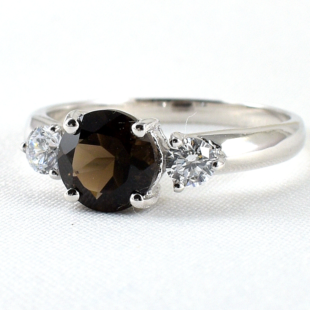 แหวนเงินแท้ราคาถูกชุบทองคำขาว พลอยแท้สโมกกี้ควอทซ์ 1.55 กะรัต เพชรCZ 0.34 กะรัต งานประณีตสวยงาม สั่งผลิตค่ะ