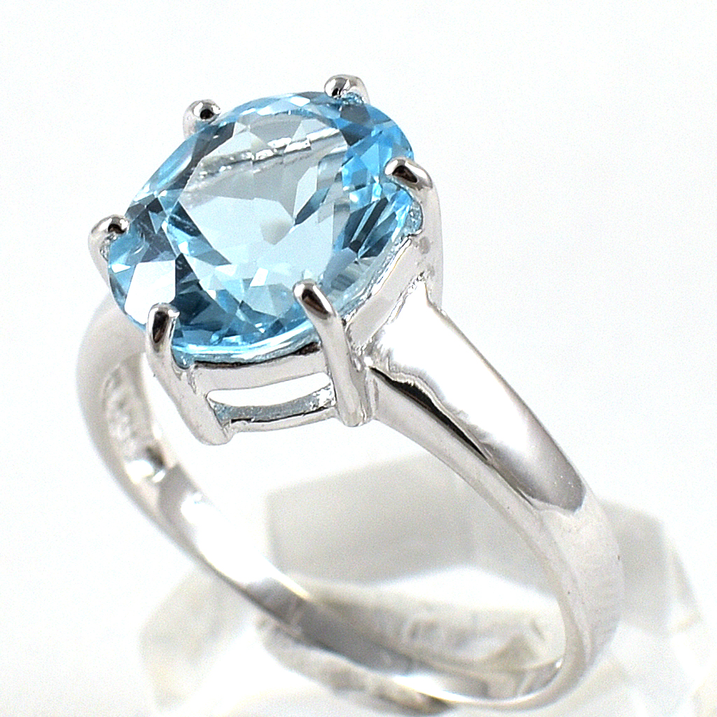 แหวนเงินแท้ราคาถูกชุบทองคำขาว สกายบลูโทปาซแท้ 3.35 กะรัต งานประณีตสวยงาม สั่งผลิตค่ะ