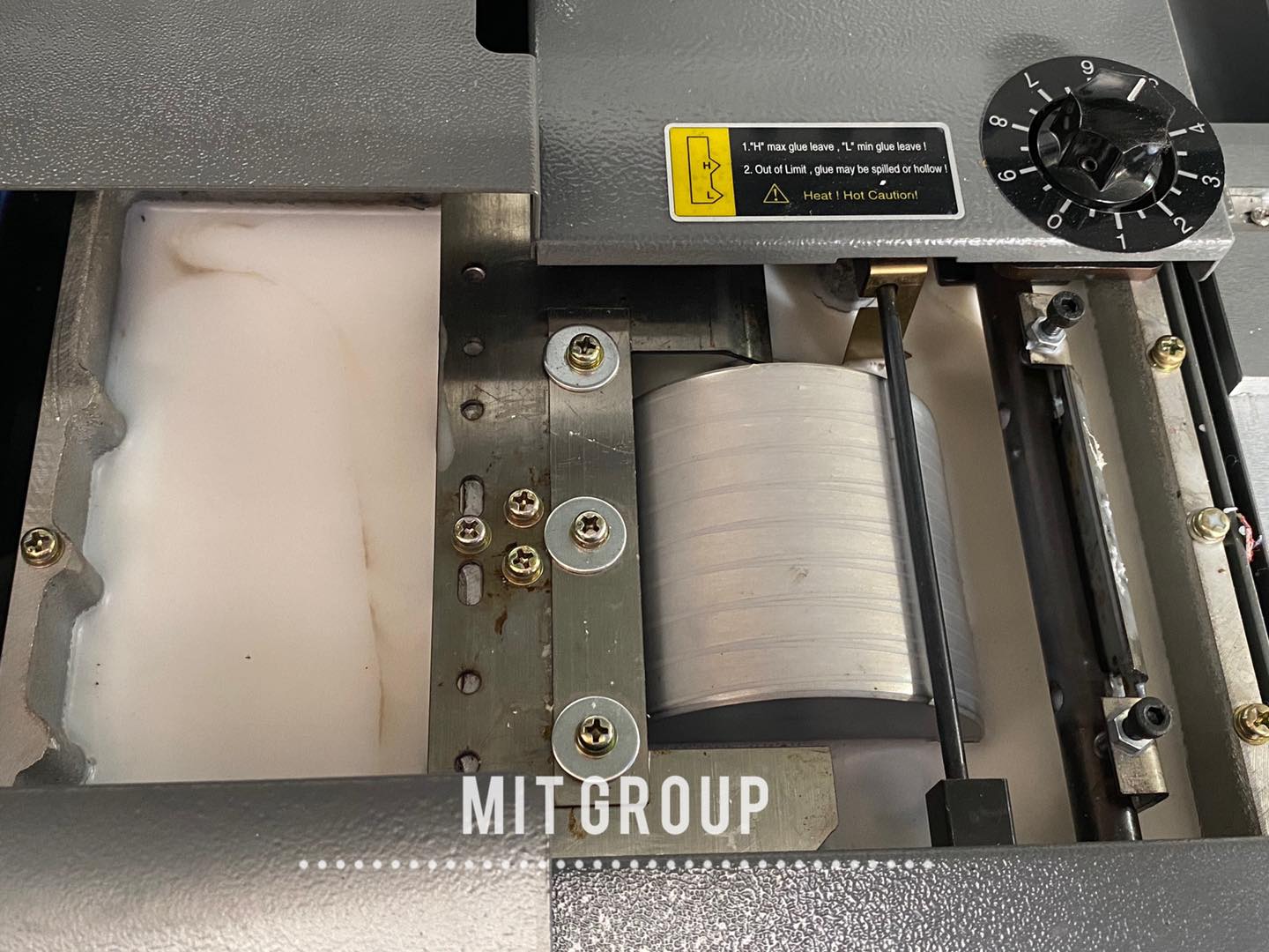 เครื่องเข้าเล่มสันกาว Boway K3