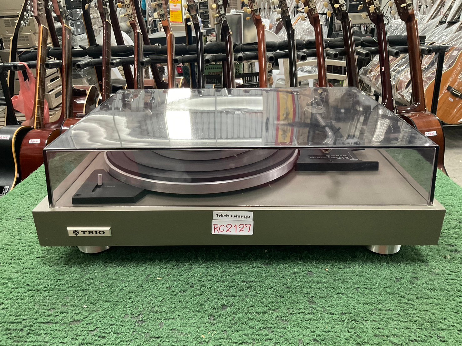 เครื่องเล่นแผ่นเสียง TRIO : KP-3100