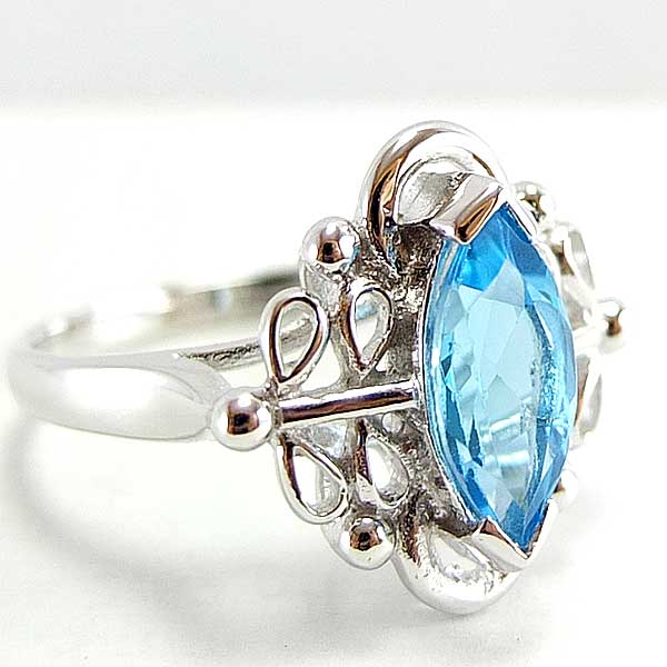 แหวนเงินแท้ราคาถูกชุบทองคำขาว สวิสบลูโทปาซแท้ 2.50 กะรัต งานประณีตสวยงาม สั่งผลิตค่ะ