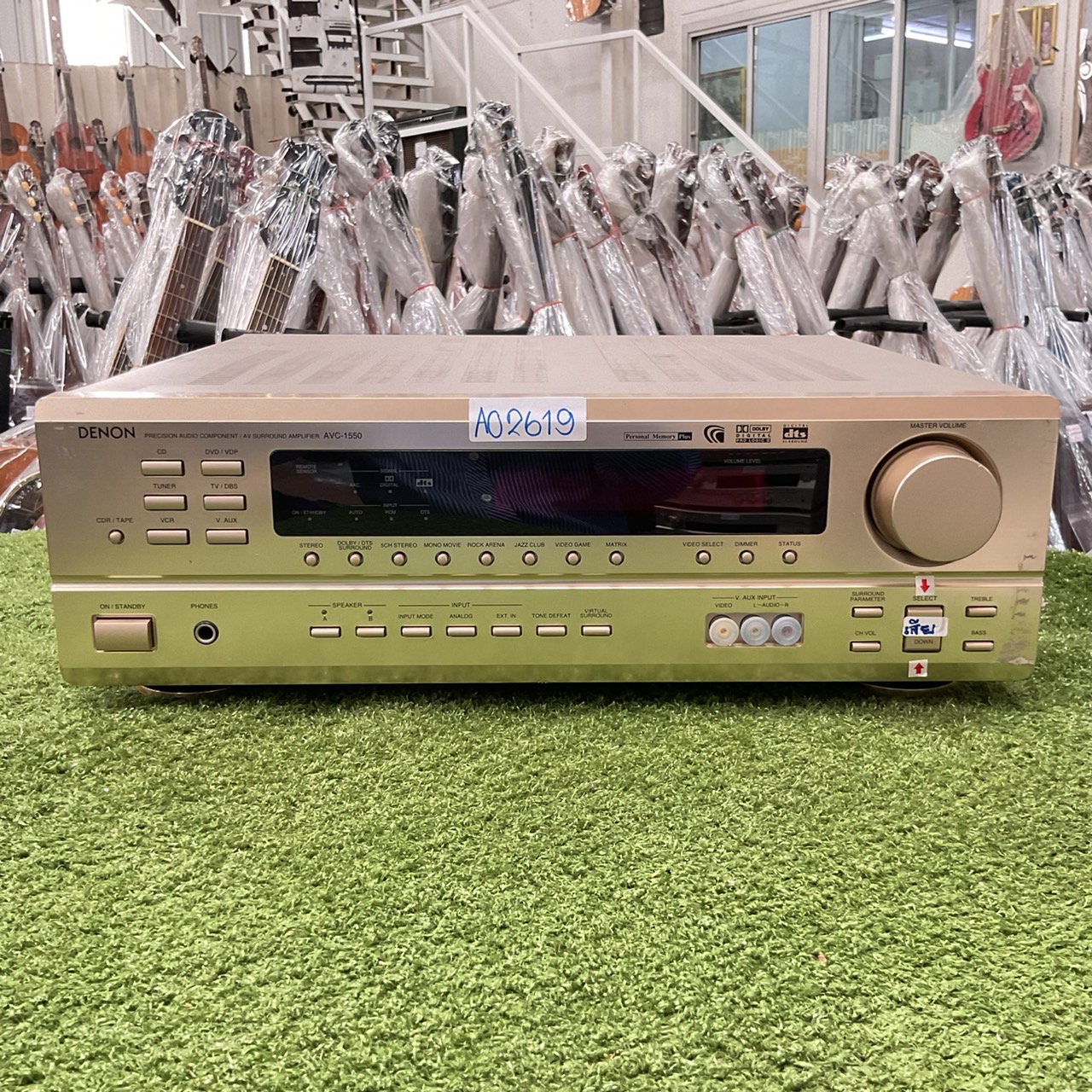 เครื่องขยายเสียง DENON : AVC-1550