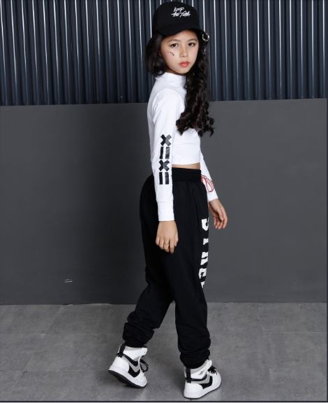 พร้อมส่ง ชุดเต้น ชุดฮิปฮอป สีขาวแขนยาวสีแดง+กางเกง