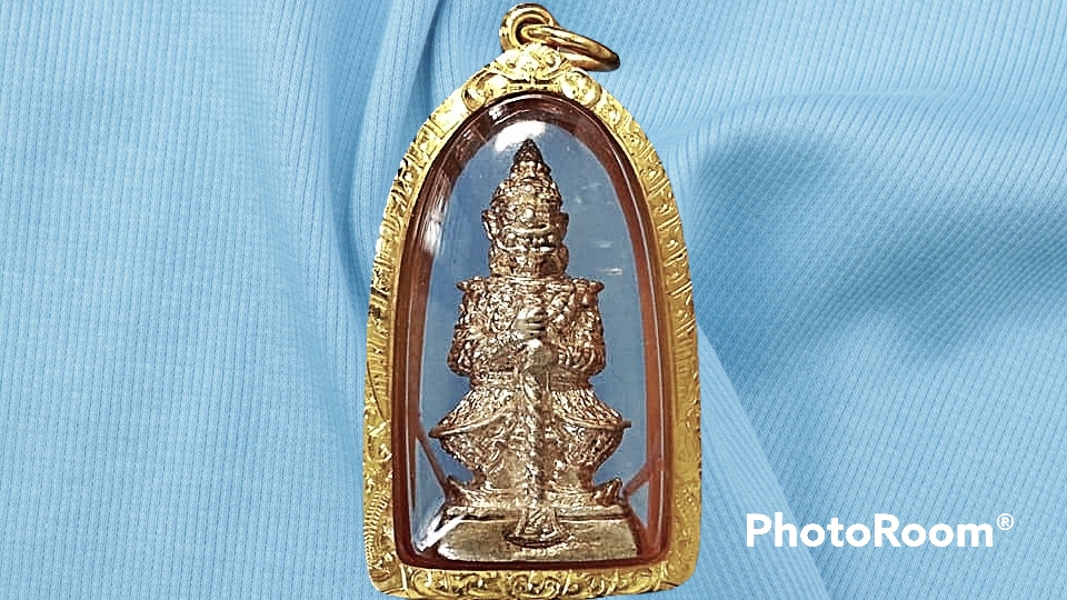 ท้าวเวสสุวรรณ หลวงปู่โทน วัดเขาน้อยคีรีวัน จ.ชลบุรี เลี่ยมทอง