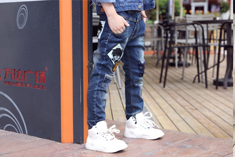 สินค้าพร้อมส่ง กางเกงยีนส์เด็กชาย แต่งลาย