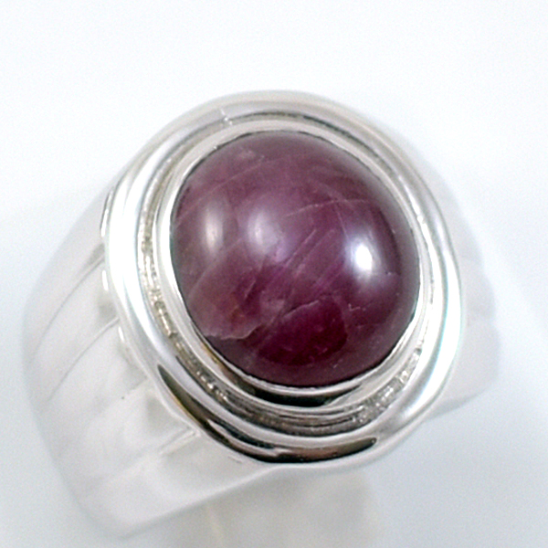 แหวนเงินแท้ราคาถูกชุบทองคำขาว ทับทิมแท้ 8.10 กะรัต งานประณีตสวยงาม สั่งผลิตค่ะ