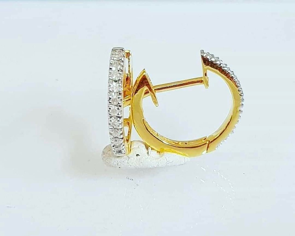 พร้อมส่งและสั่งผลิตต่างหูเพชรแท้ใส่ติดหูคู่เดียวคุ้ม สวยจบค่ะ สีทองและทองคำขาว แต่งงาน หมั้น ใส่เที่ยว ออกงาน ทองคำ 9K เพชรแท้ 0.10 กะรัต ราคาถูกมาก ส่งฟรี