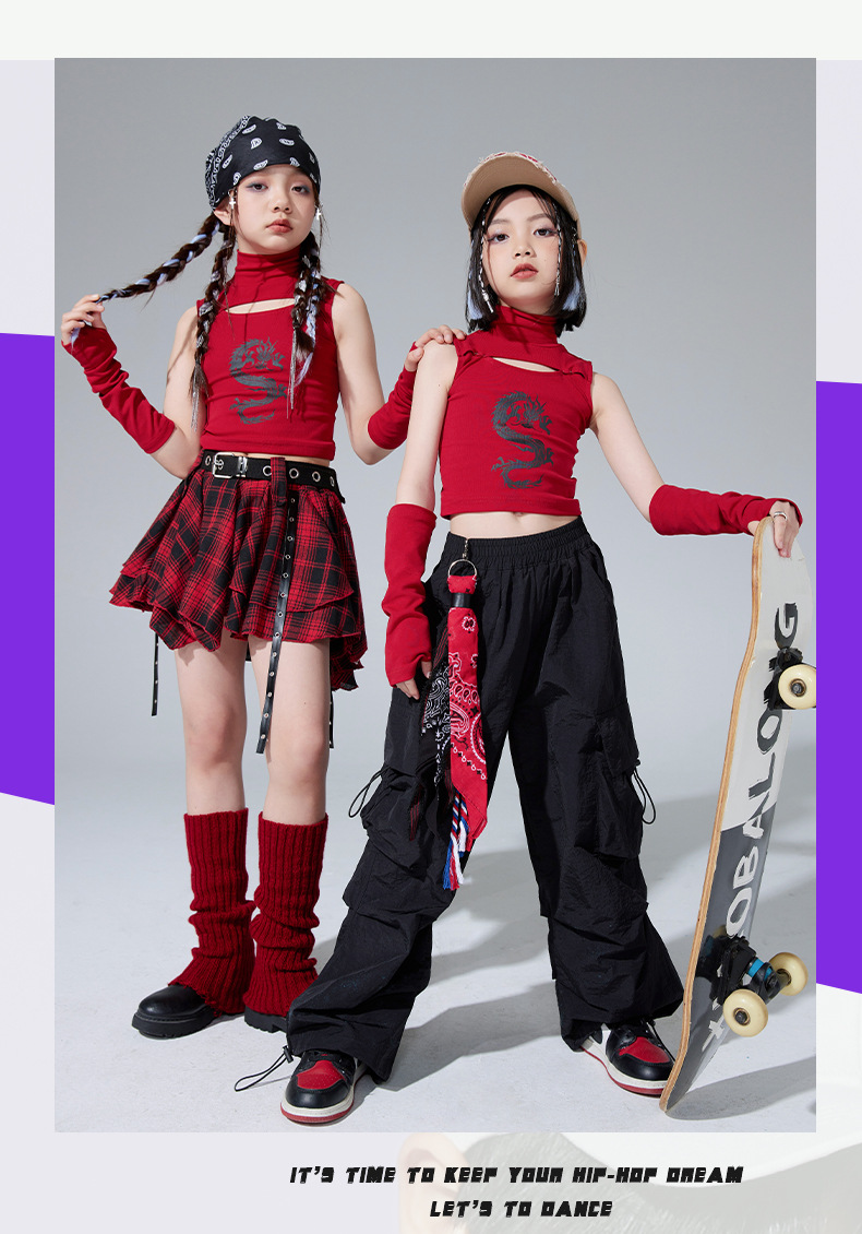 friendly4kid ชุดเต้น เซ็ตเสื้อแขนยาวดำ+กระโปรง ลายสก๊อต สีแดง ชุดการแสดงคริสมาสต์